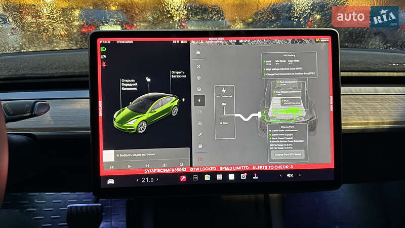 Седан Tesla Model 3 2021 в Виннице