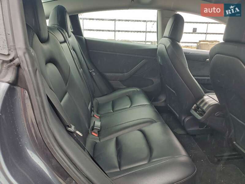 Седан Tesla Model 3 2021 в Киеве фото 10 Седан Tesla Model 3 2021 в Киеве