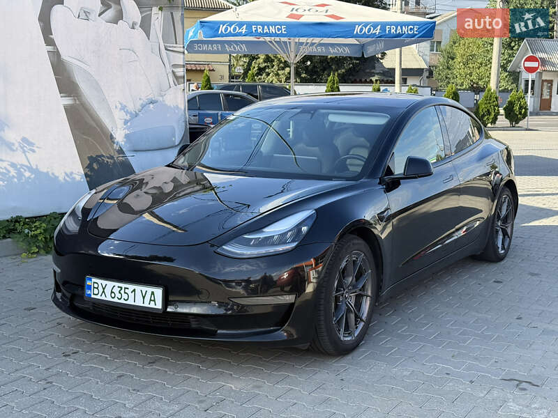 Tesla Model 3 2018