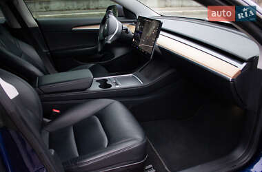 Седан Tesla Model 3 2021 в Києві