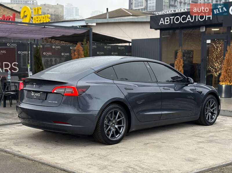Седан Tesla Model 3 2022 в Киеве фото 4 Седан Tesla Model 3 2022 в Киеве