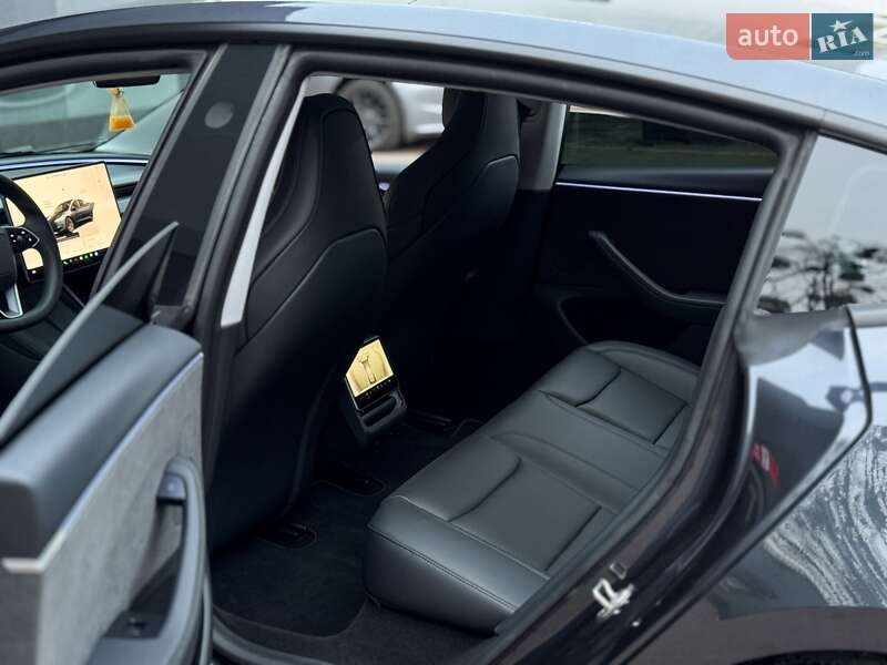 Седан Tesla Model 3 2024 в Києві фото 15 Седан Tesla Model 3 2024 в Києві