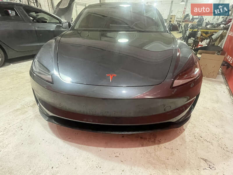 Седан Tesla Model 3 2024 в Киеве фото 2 Седан Tesla Model 3 2024 в Киеве