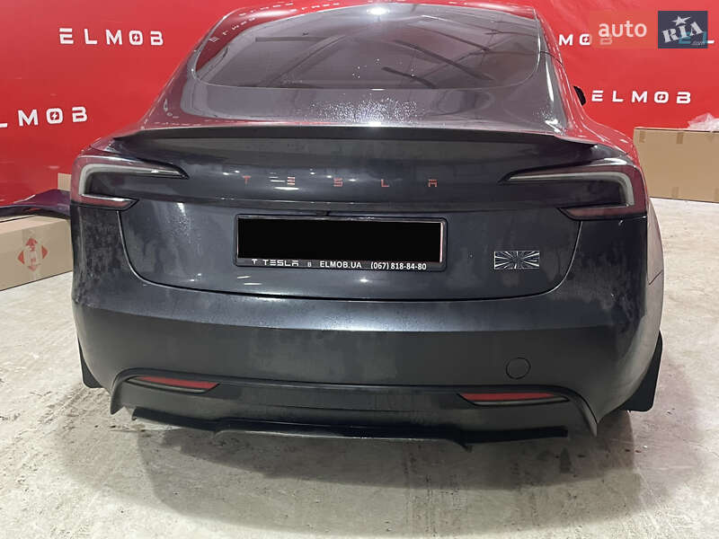 Седан Tesla Model 3 2024 в Киеве фото 3 Седан Tesla Model 3 2024 в Киеве