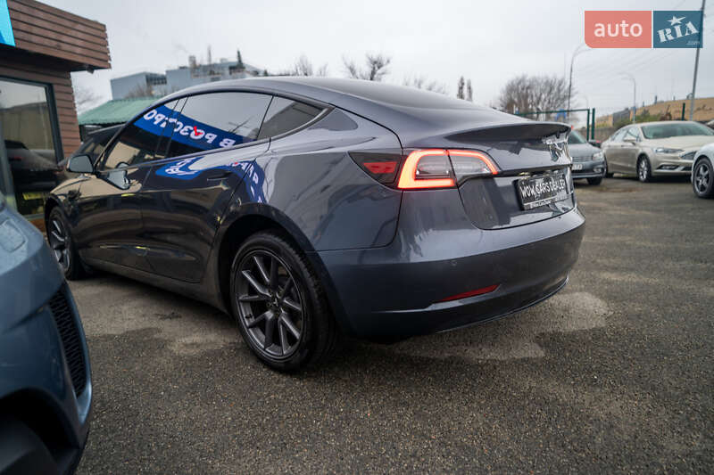 Седан Tesla Model 3 2021 в Киеве фото 11 Седан Tesla Model 3 2021 в Киеве