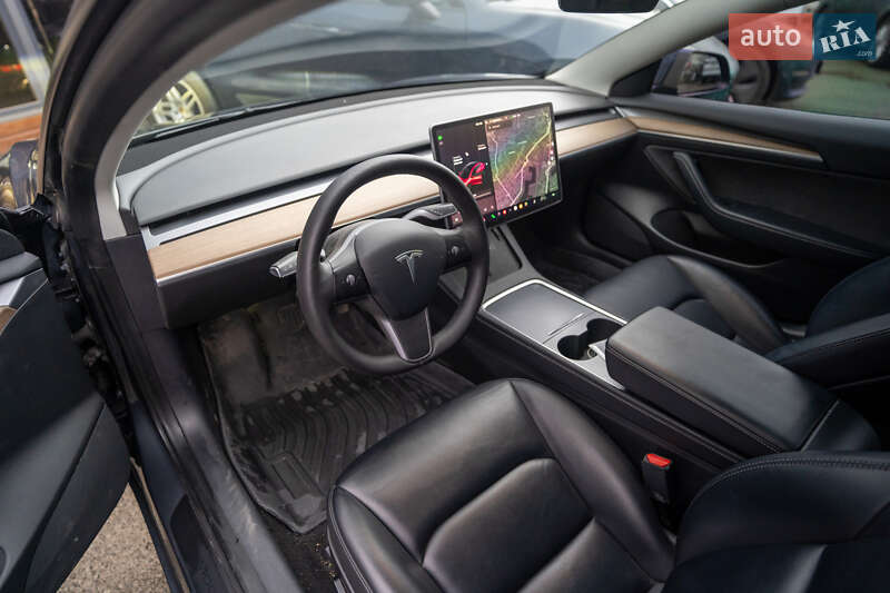 Седан Tesla Model 3 2021 в Киеве фото 15 Седан Tesla Model 3 2021 в Киеве