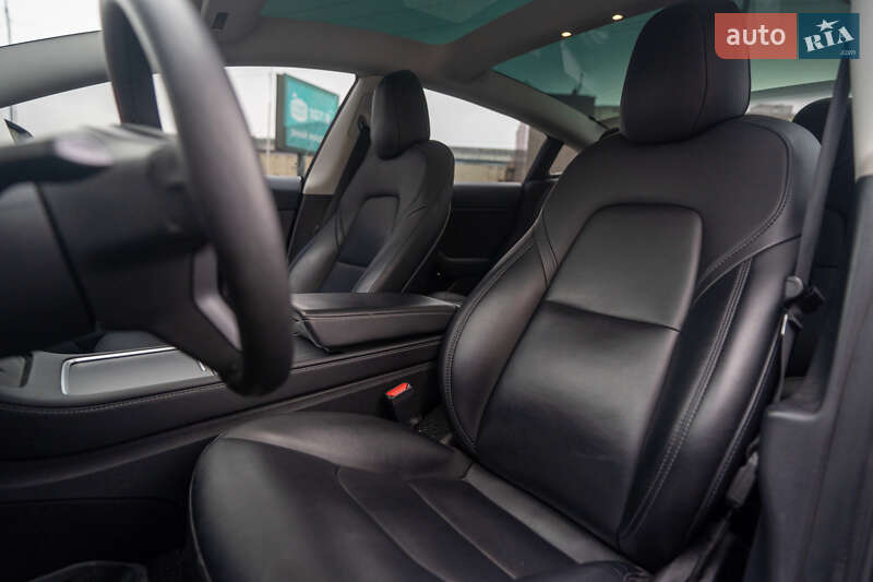 Седан Tesla Model 3 2021 в Киеве фото 16 Седан Tesla Model 3 2021 в Киеве