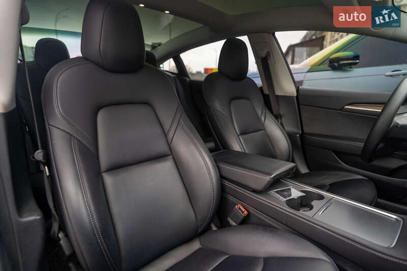 Седан Tesla Model 3 2021 в Киеве фото 25 Седан Tesla Model 3 2021 в Киеве