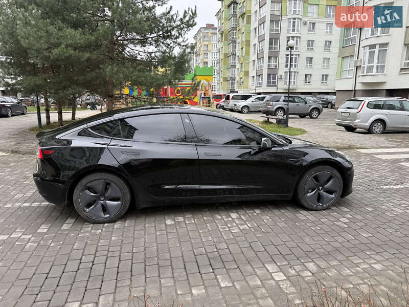 Седан Tesla Model 3 2018 в Ивано-Франковске