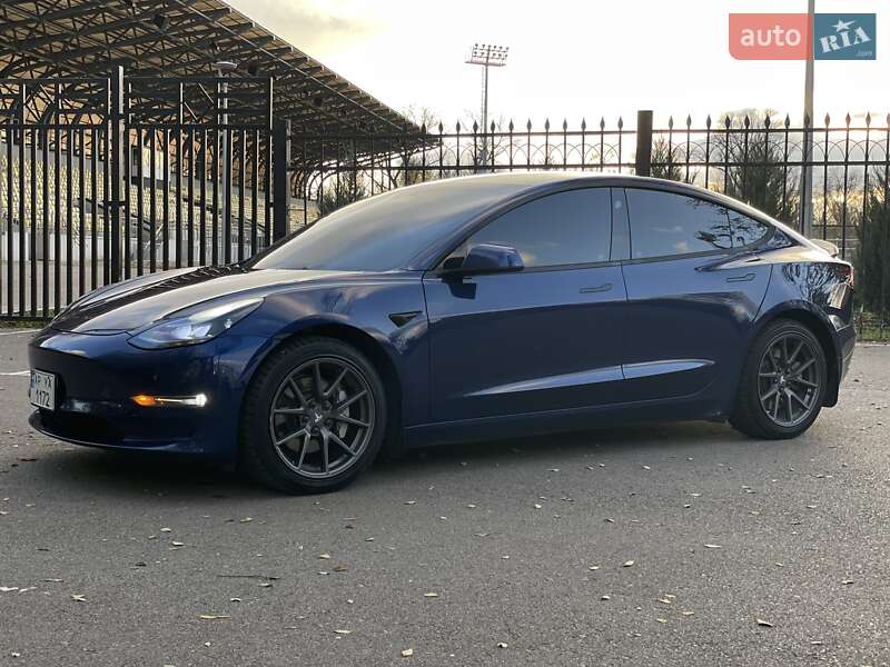 Седан Tesla Model 3 2021 в Кривом Роге фото 17 Седан Tesla Model 3 2021 в Кривом Роге