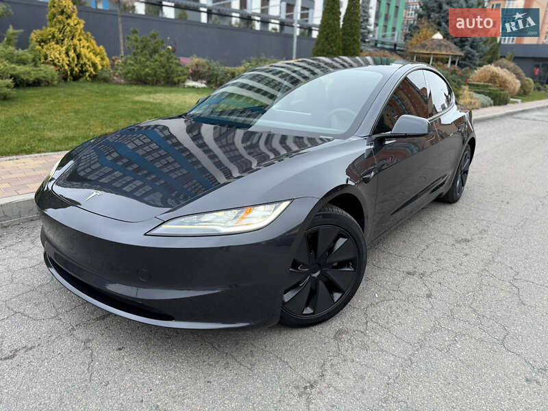 Седан Tesla Model 3 2025 в Днепре фото 4 Седан Tesla Model 3 2025 в Днепре