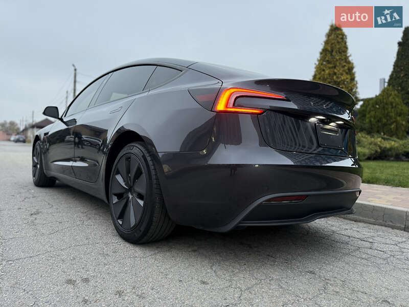 Седан Tesla Model 3 2025 в Днепре фото 17 Седан Tesla Model 3 2025 в Днепре