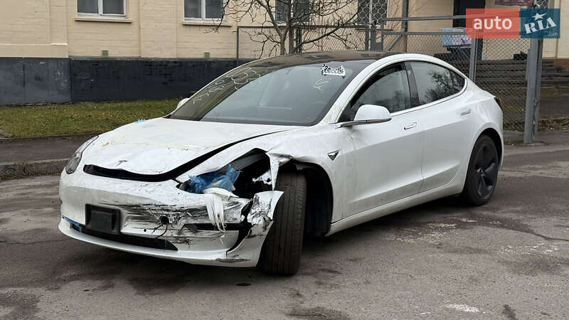 Седан Tesla Model 3 2019 в Львове фото 3 Седан Tesla Model 3 2019 в Львове