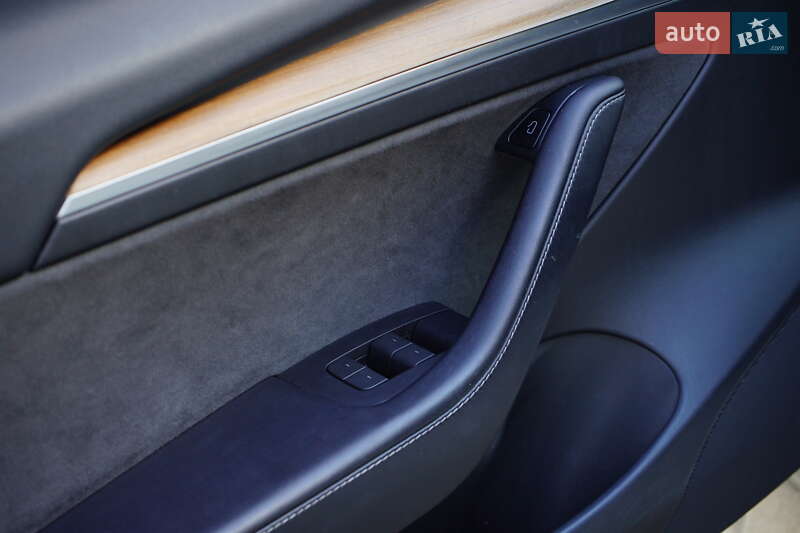 Седан Tesla Model 3 2022 в Житомирі фото 14 Седан Tesla Model 3 2022 в Житомирі