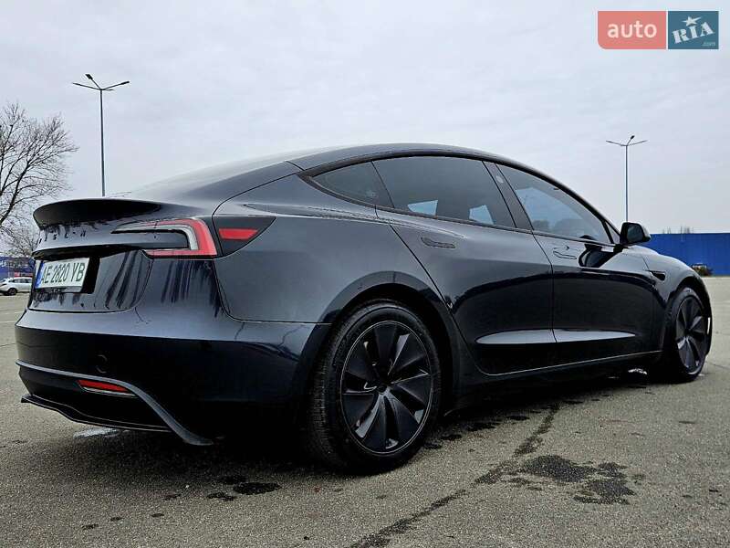 Седан Tesla Model 3 2024 в Дніпрі фото 12 Седан Tesla Model 3 2024 в Дніпрі