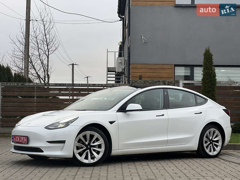 Седан Tesla Model 3 2022 в Львове фото 3 Седан Tesla Model 3 2022 в Львове