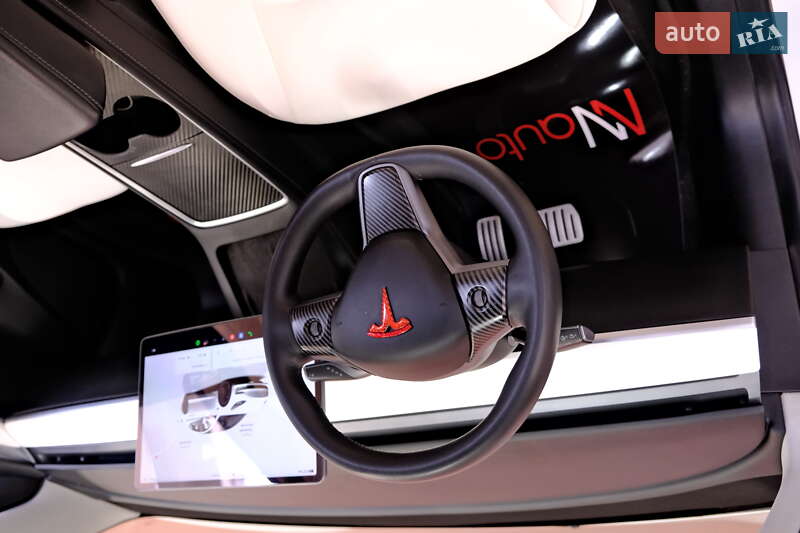 Седан Tesla Model 3 2022 в Одессе