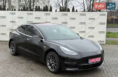 Седан Tesla Model 3 2018 в Луцке