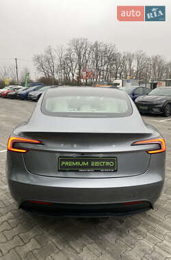 Седан Tesla Model 3 2024 в Киеве