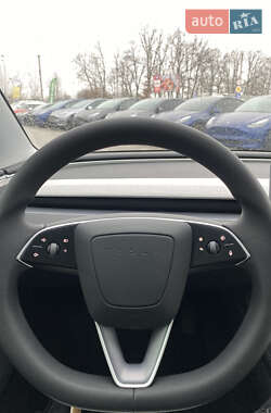 Седан Tesla Model 3 2024 в Києві