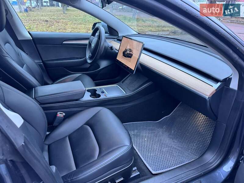 Седан Tesla Model 3 2023 в Чернигове фото 22 Седан Tesla Model 3 2023 в Чернигове