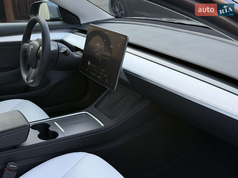 Седан Tesla Model 3 2023 в Одессе фото 11 Седан Tesla Model 3 2023 в Одессе