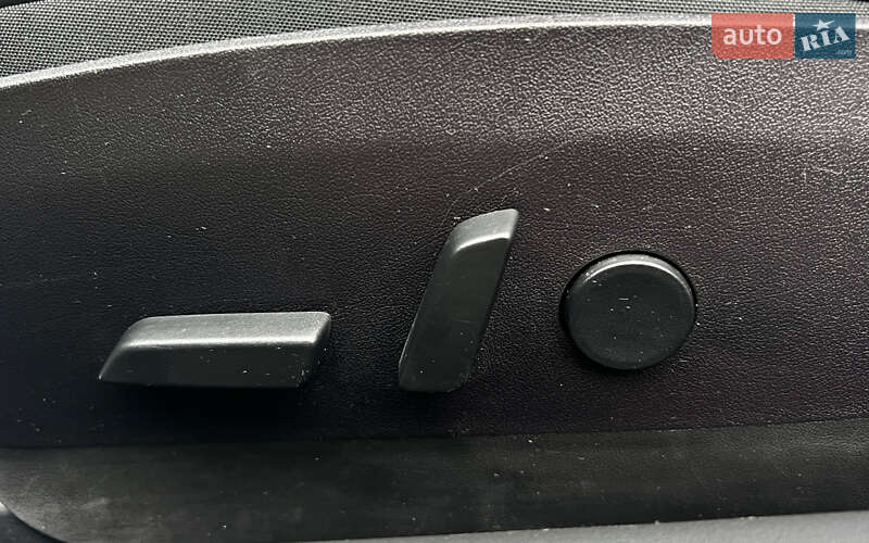 Седан Tesla Model 3 2018 в Львове фото 15 Седан Tesla Model 3 2018 в Львове