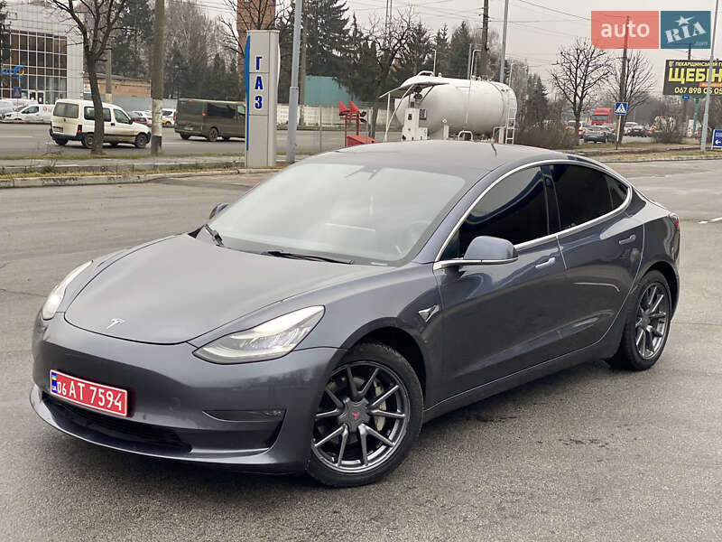 Седан Tesla Model 3 2020 в Житомире фото 2 Седан Tesla Model 3 2020 в Житомире