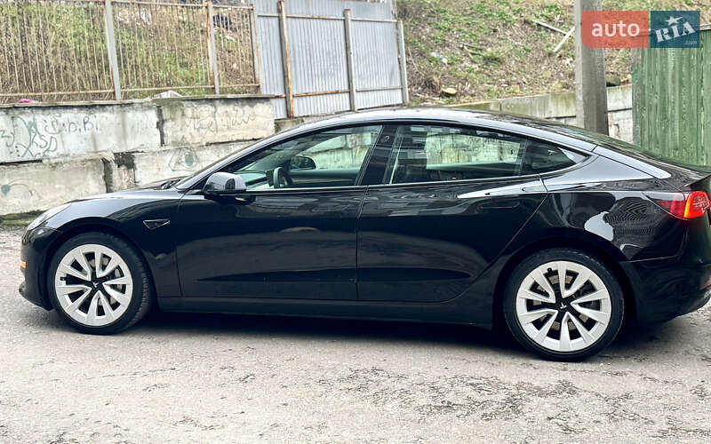 Седан Tesla Model 3 2022 в Києві фото 10 Седан Tesla Model 3 2022 в Києві