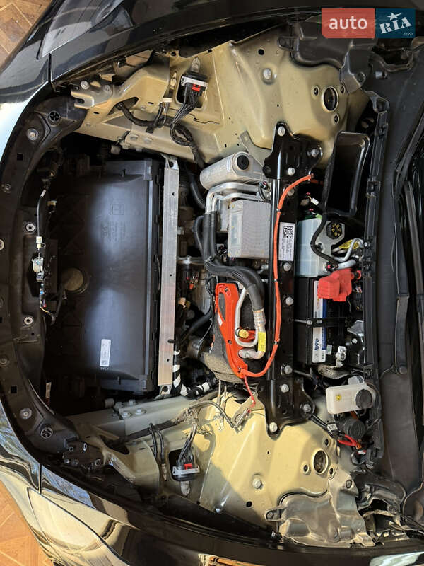 Седан Tesla Model 3 2021 в Николаеве фото 18 Седан Tesla Model 3 2021 в Николаеве