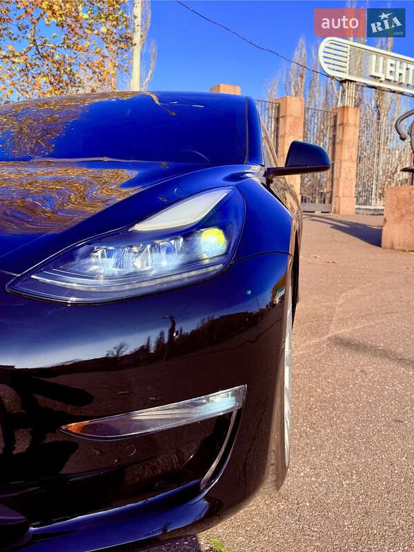 Седан Tesla Model 3 2021 в Николаеве фото 20 Седан Tesla Model 3 2021 в Николаеве