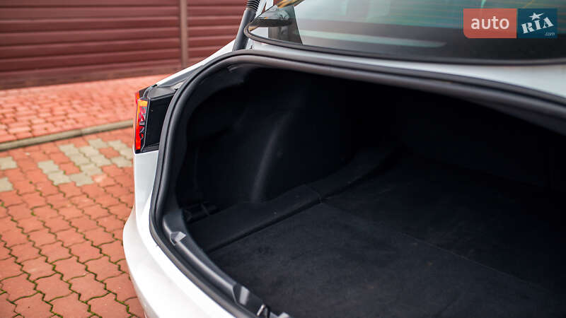 Седан Tesla Model 3 2022 в Черновцах фото 19 Седан Tesla Model 3 2022 в Черновцах