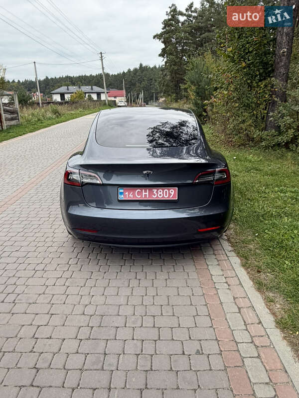 Седан Tesla Model 3 2021 в Львове фото 6 Седан Tesla Model 3 2021 в Львове