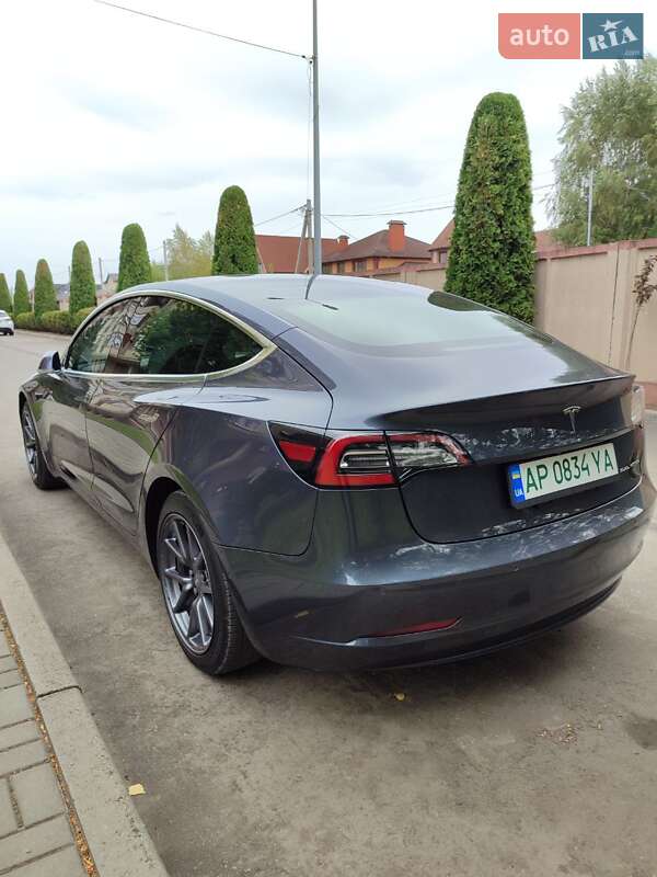 Седан Tesla Model 3 2019 в Запоріжжі