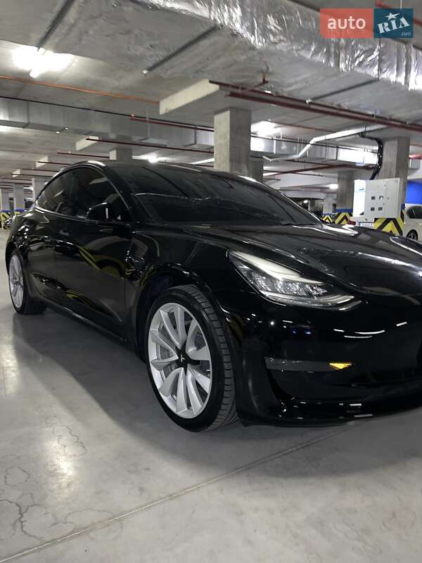 Седан Tesla Model 3 2019 в Киеве фото 17 Седан Tesla Model 3 2019 в Киеве