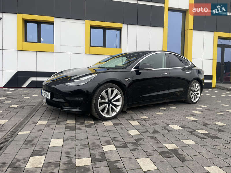 Седан Tesla Model 3 2019 в Тернополе фото 5 Седан Tesla Model 3 2019 в Тернополе