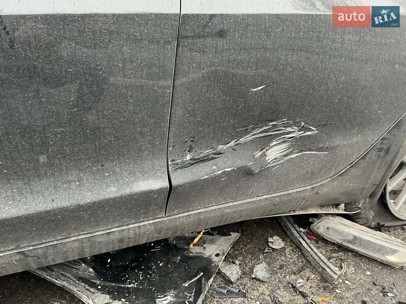 Седан Tesla Model 3 2019 в Києві фото 14 Седан Tesla Model 3 2019 в Києві