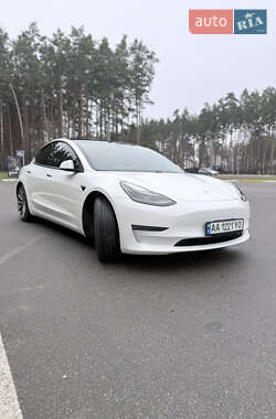 Седан Tesla Model 3 2021 в Ирпене