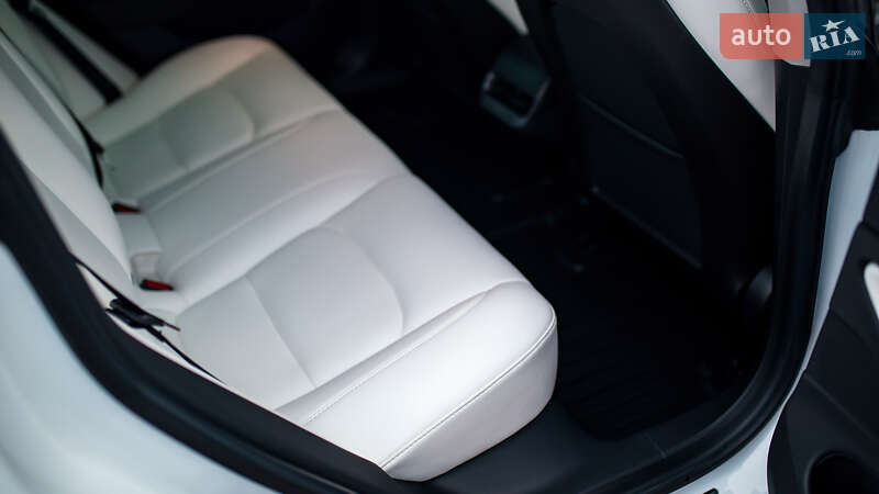 Седан Tesla Model 3 2019 в Черновцах фото 31 Седан Tesla Model 3 2019 в Черновцах