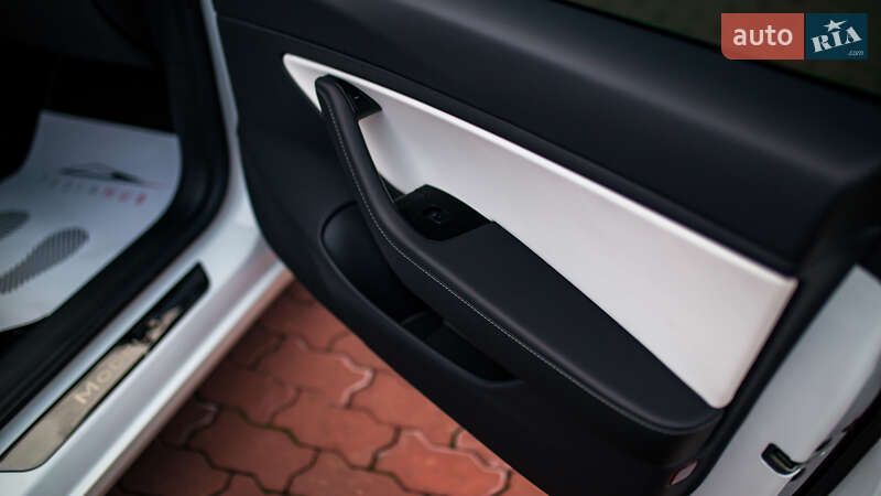 Седан Tesla Model 3 2019 в Черновцах фото 41 Седан Tesla Model 3 2019 в Черновцах