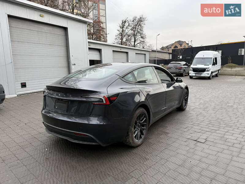 Седан Tesla Model 3 2025 в Тернополе фото 10 Седан Tesla Model 3 2025 в Тернополе