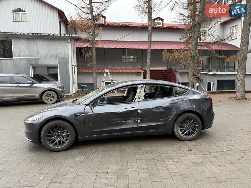 Седан Tesla Model 3 2025 в Тернополе фото 4 Седан Tesla Model 3 2025 в Тернополе