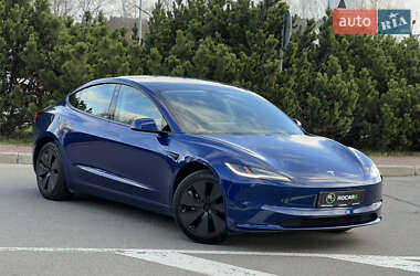 Седан Tesla Model 3 2024 в Киеве