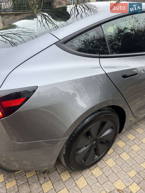 Седан Tesla Model 3 2024 в Тернополе фото 12 Седан Tesla Model 3 2024 в Тернополе