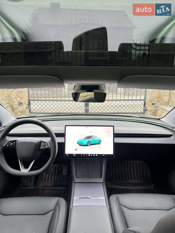 Седан Tesla Model 3 2024 в Тернополе фото 34 Седан Tesla Model 3 2024 в Тернополе