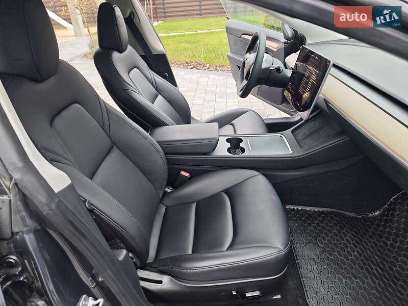 Седан Tesla Model 3 2023 в Львове фото 29 Седан Tesla Model 3 2023 в Львове
