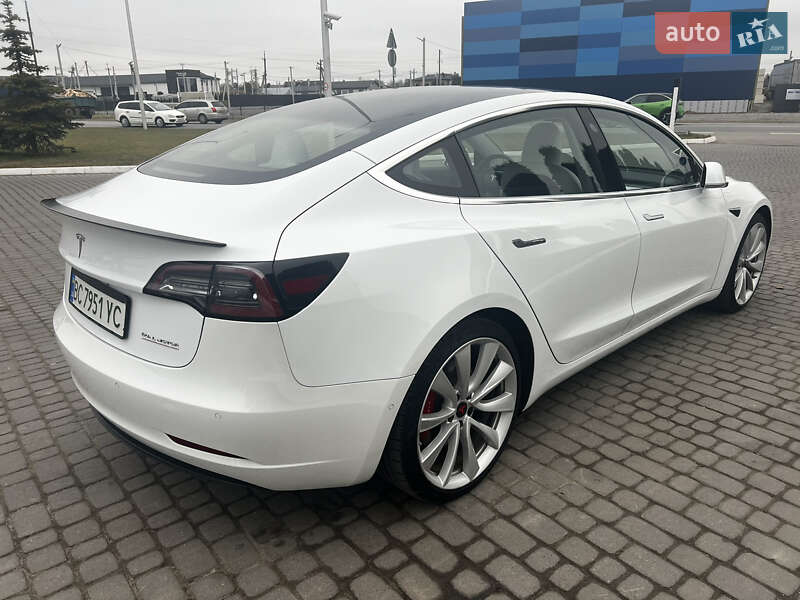 Седан Tesla Model 3 2018 в Львове фото 20 Седан Tesla Model 3 2018 в Львове