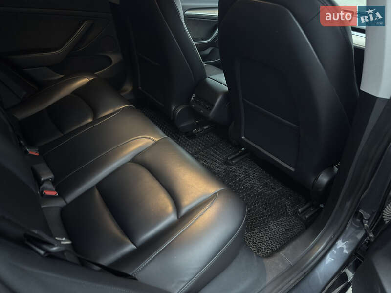 Седан Tesla Model 3 2021 в Черкасах фото 25 Седан Tesla Model 3 2021 в Черкасах