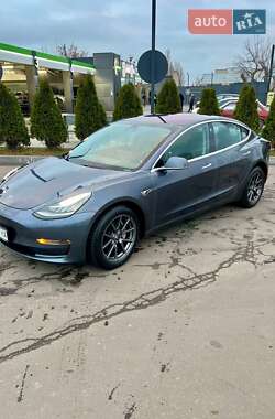Седан Tesla Model 3 2018 в Харькове