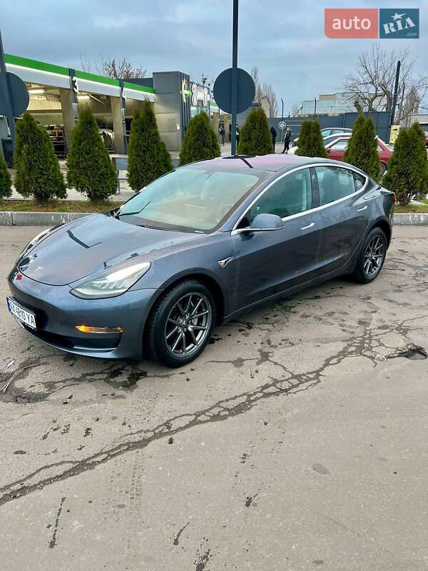 Tesla Model 3 2018 Tesla Model 3 2018